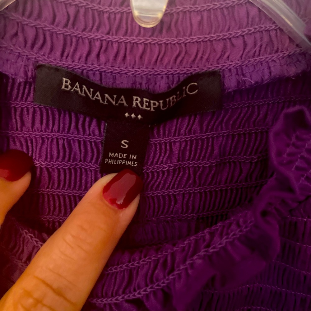 BANANA REPUBLIC PURPLE TOP